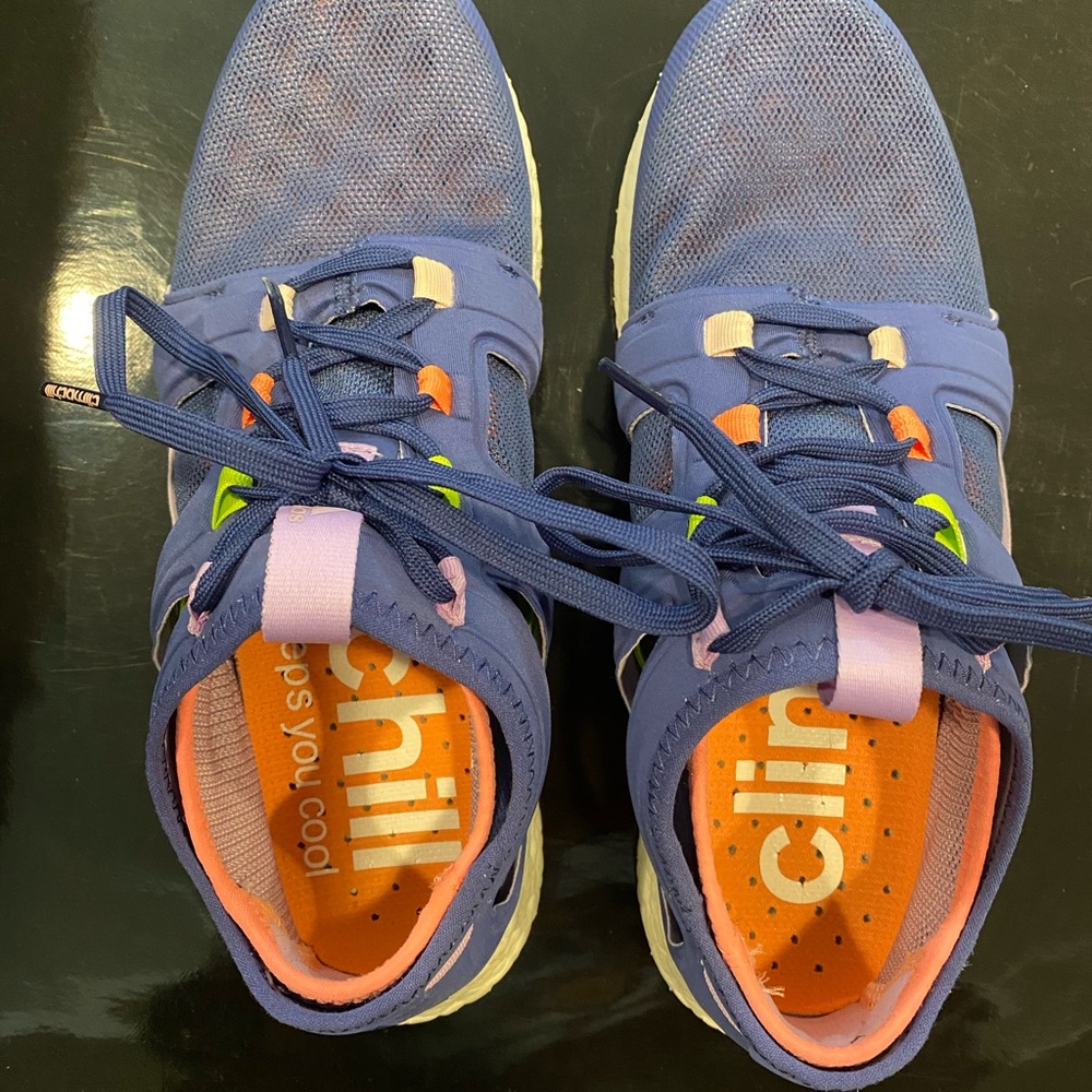 ADIDAS Climachill Women’s 8.5 Dark Blue and White Boost NWOT